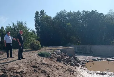 КЫРГЫЗ РЕСПУБЛИКАСЫНЫН ПРЕЗИДЕНТИНИН ТАЛАС ОБЛУСУНДАГЫ ЫЙГАРЫМ УКУКТУУ ӨКҮЛҮНҮН БИРИНЧИ ОРУН БАСАРЫ АЙТМАТОВ РАЙОНУНУН БОРБОРУ КЫЗЫЛ-АДЫР АЙЫЛЫНЫН АКЫБАЛЫ МЕНЕН ТААНЫШТЫ