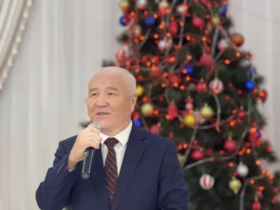 АКИМДИН БАЛДАРГА АРНАЛГАН ЖАҢЫ ЖЫЛДЫК БАЛАТЫСЫ ӨТКӨРҮЛДҮ